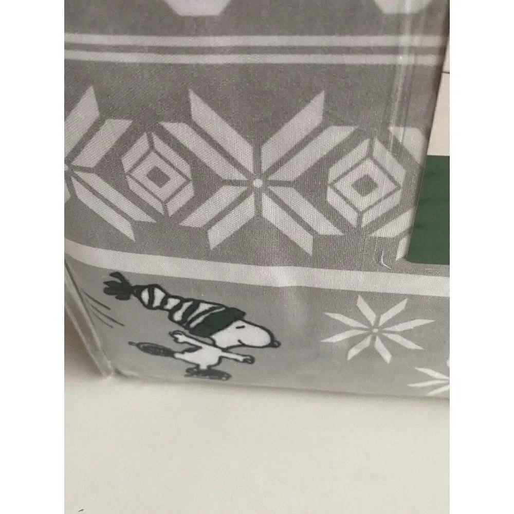 Peanuts Snoopy Sledding Ice Skating Winter‎ Queen Size Super Soft Sheet Set NEW